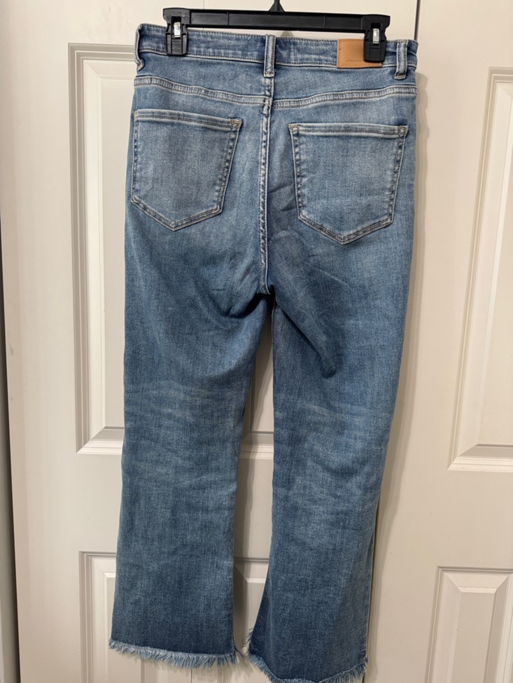BKE Parker Women's Straight Leg Jeans - Faded Medium Blue Wash - Picture 7 of 7